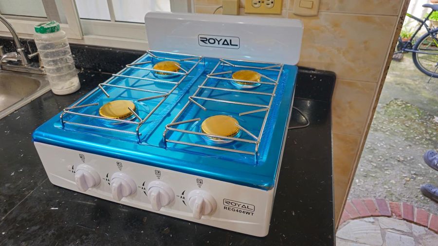 Estufa de mesa a gas 4Q Royal 