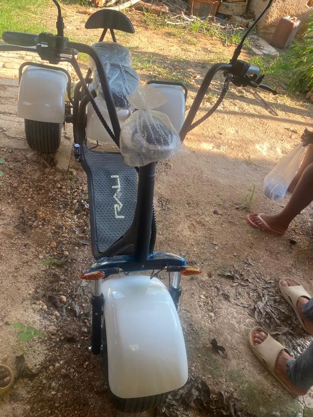 Triciclo eléctrico 🔌