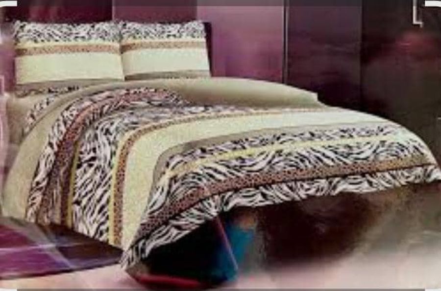 Juego de sábanas de 4 piezas