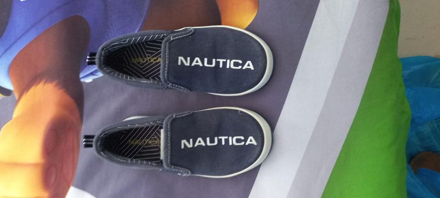 Zapatos de niño