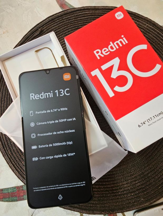 Redmi 13C Nuevo en su caja