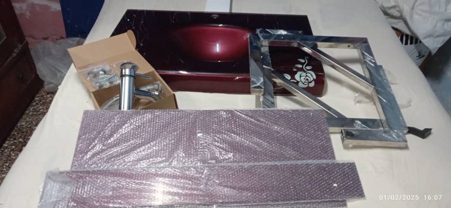 Juegos de lavamanos con sus accesorios