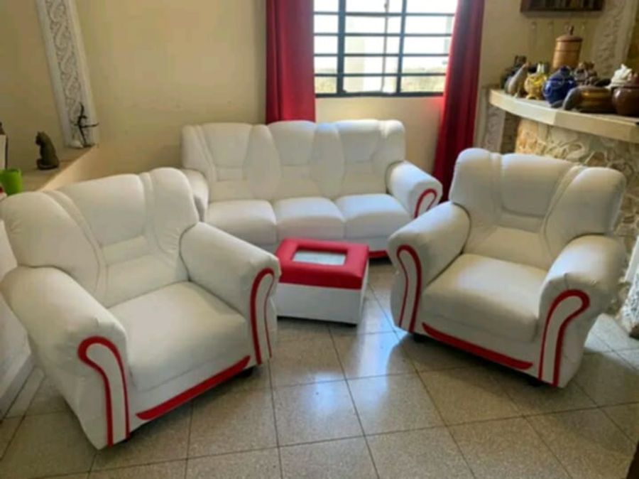 Muebles mini brasileño
